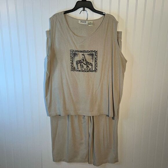SELENE Sport 100% Silk Capri 3 Piece Set Women’s 1X Tan/Brown Giraffe Print  - Picture 3 of 7